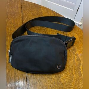 Lululemon black belt bag like new!